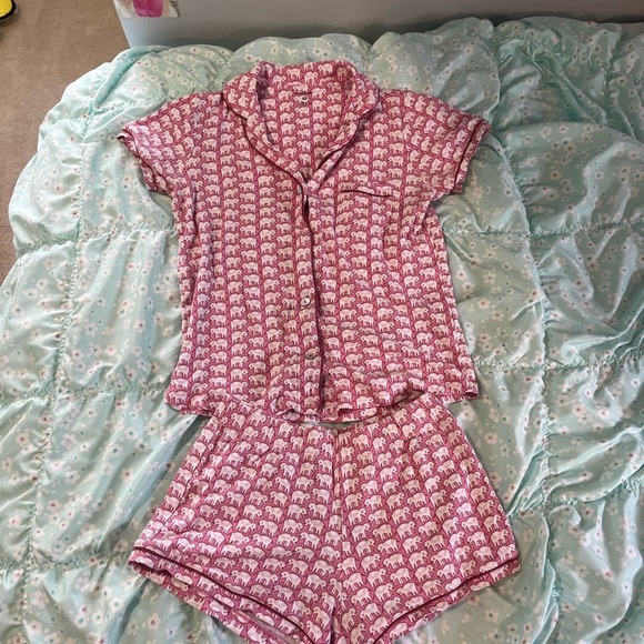 Roller Rabbit Pajamas - Picture 2 of 6